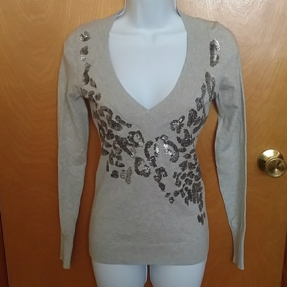 Express Sweaters - Express gray/silver sequin pullover - XS, like new Express Sweaters - Express gray/silver sequin pullover - XS, like new